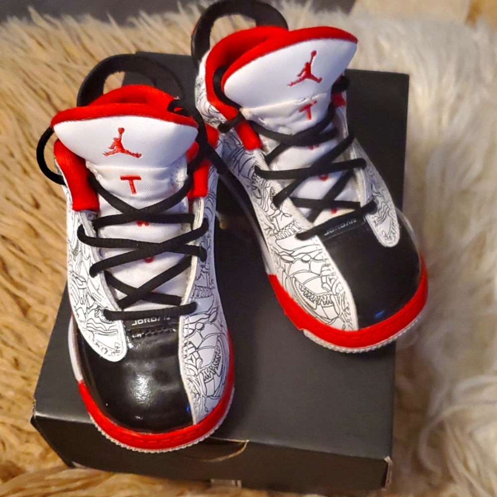 Toddler Jordan Dub Zero